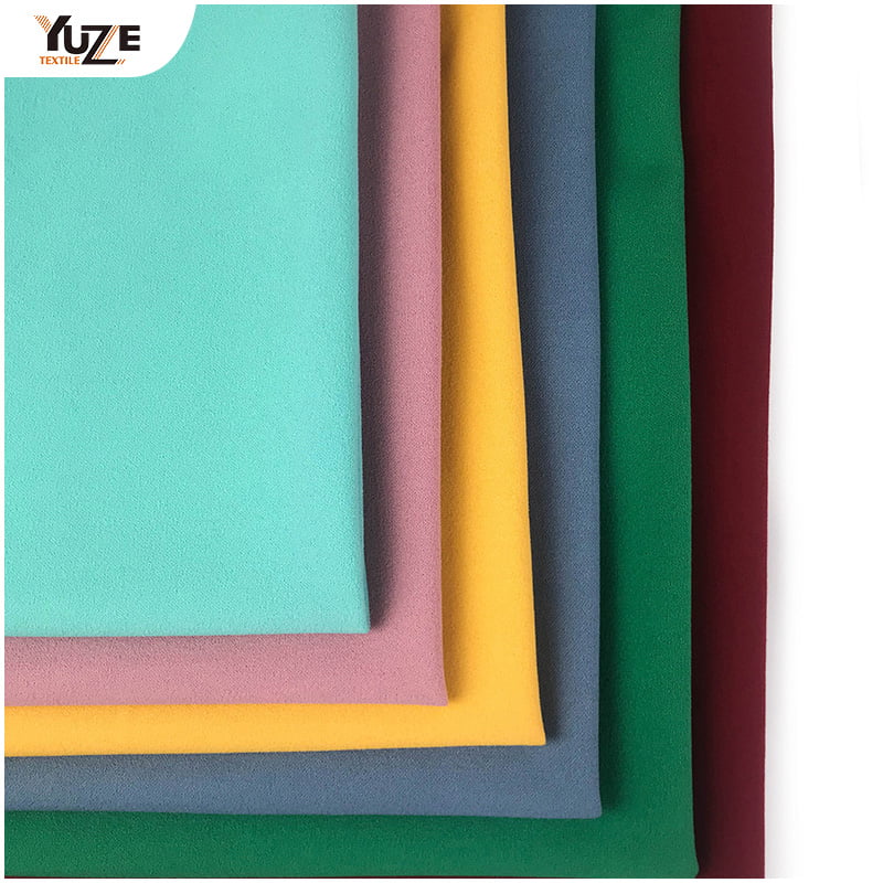 YZK-040009 T/SP Twist Bréagach Moss Crepe