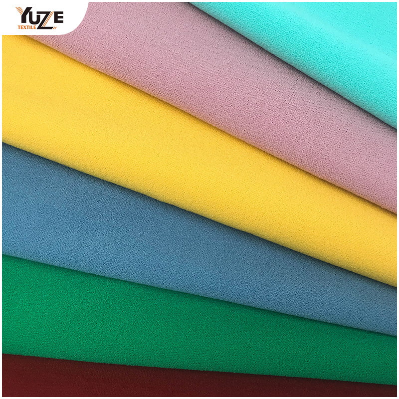 YZK-040009 T/SP Twist Bréagach Moss Crepe