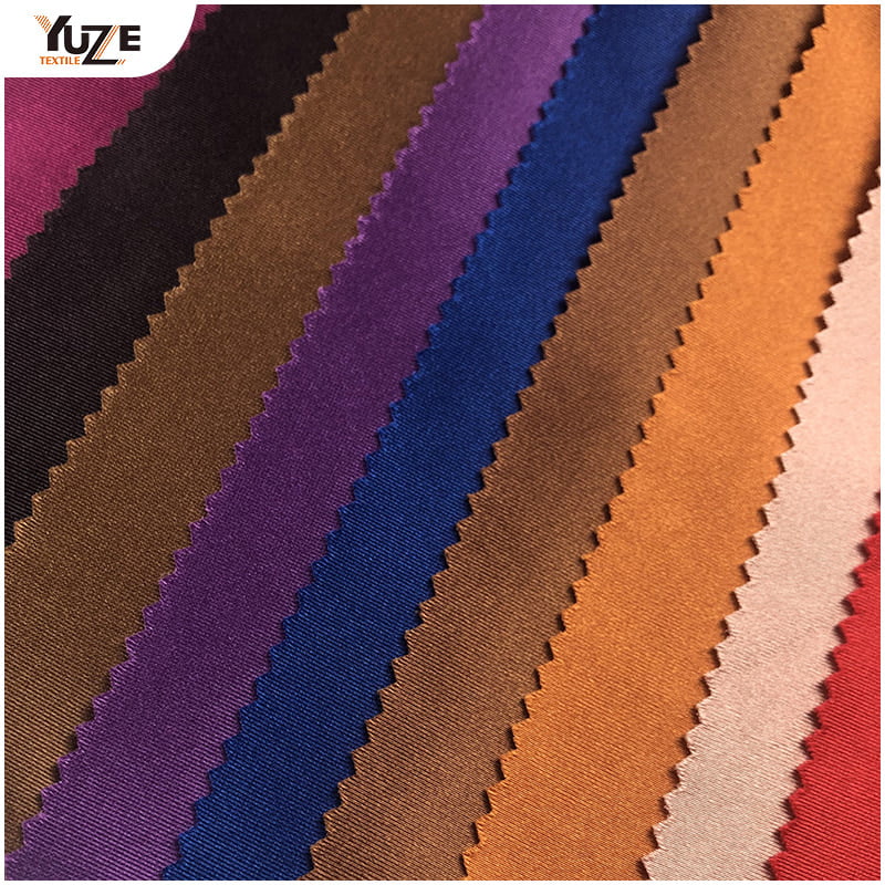 Yzk-080155 ag taitneamh satin